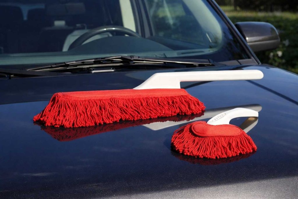 Best Car Dusters in 2026 | Top Picks to Keep Your Vehicle Dust-Free 2 Original California Car Duster